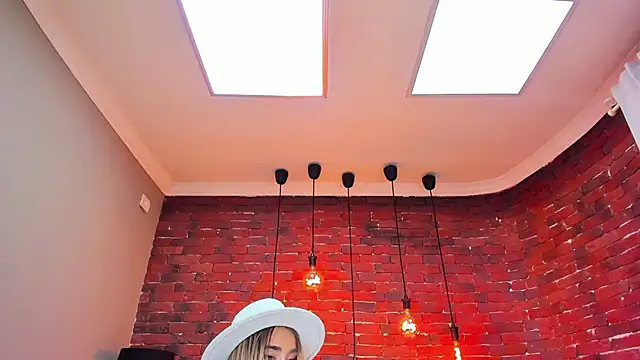 ChristynaRoss live sex cam