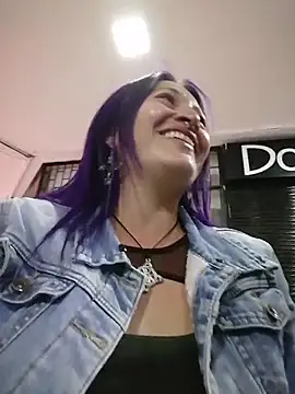 sophie_banger's cam snapshot