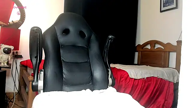 Andrew_lamar's cam snapshot