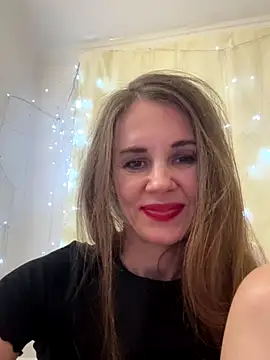 LucieMack's cam snapshot