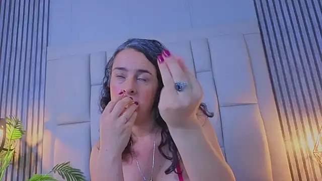 Angelic_serenity's cam snapshot