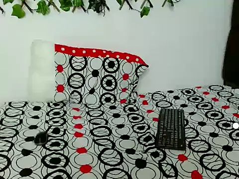 kuroneko_97 live sex cam