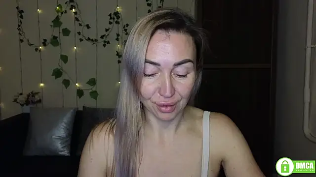 Kiss_julli88I's cam snapshot