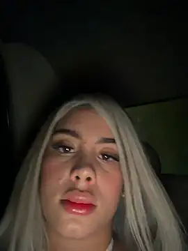 YouCandiSumisa's cam snapshot