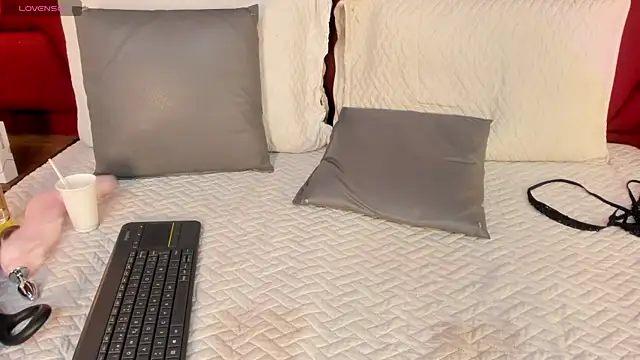 LadyLuminary's cam snapshot