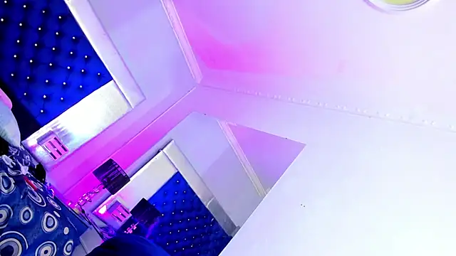 Eyleen_Santos's cam snapshot