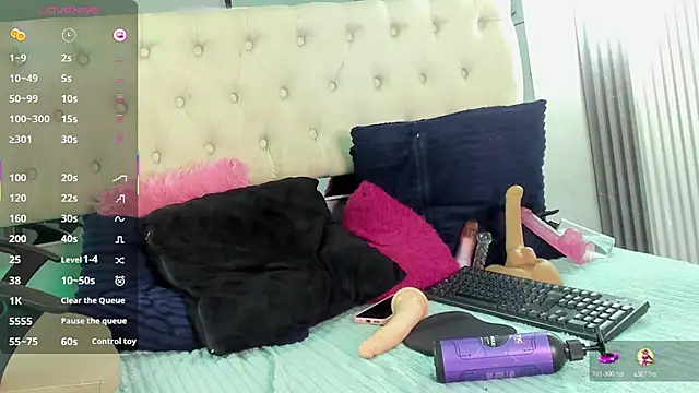 karla_ruso's cam snapshot