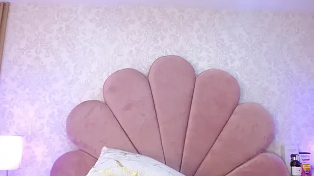 ElhaThomson's cam snapshot