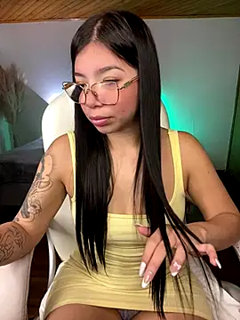 Maddy_Piink's cam snapshot