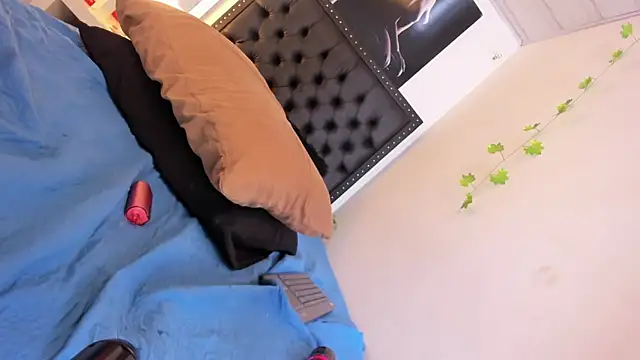 ScarlettVell's cam snapshot