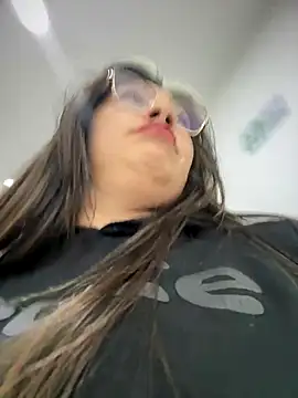 LIZ-06_'s cam snapshot