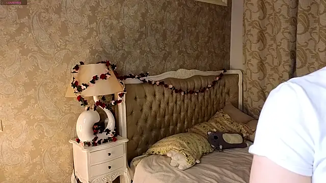 Emma_Frosty's cam snapshot