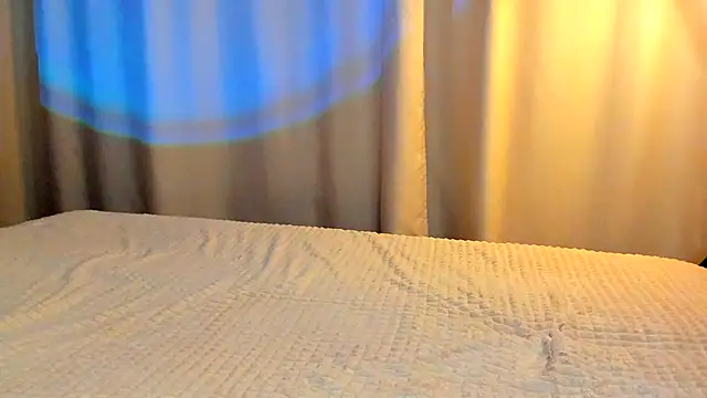 _CamillaStar_'s web cam