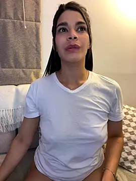 Leah_Honey26's cam snapshot