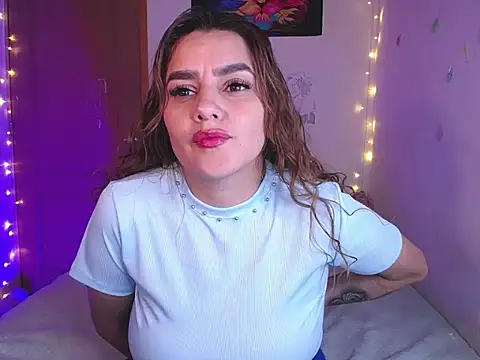 Lu_perez's cam snapshot