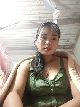 Squirrel-Pear's cam snapshot