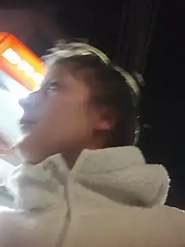 AnaMaria-12's cam snapshot