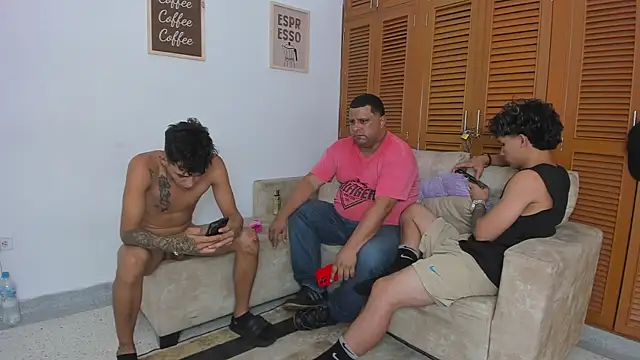 brutal_sex_room2k's cam snapshot