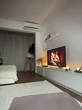 MiraDelynn's cam snapshot