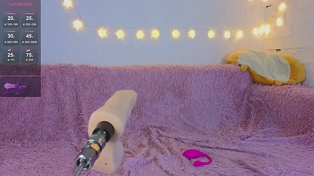 May_aster's cam snapshot