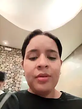 Julieth_hot-69's cam snapshot