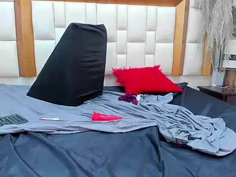 ValentinaFranco1's cam snapshot