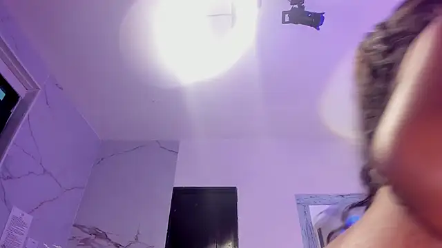 Athenea_Mills live sex cam