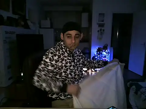 mihaimichael's cam snapshot