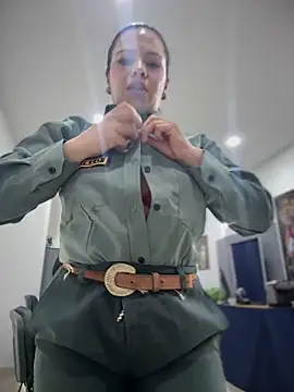 Ariana-07's cam snapshot