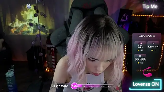 Kerry_Kirk's cam snapshot