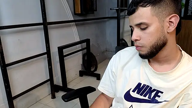 Maxcole_07's cam snapshot