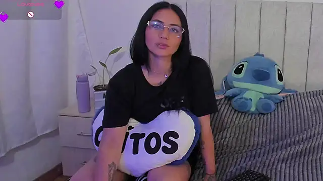 anny_roberts's cam snapshot