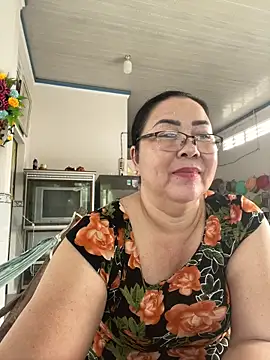 Alinat_'s cam snapshot