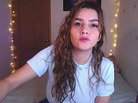 Lu_perez's cam snapshot