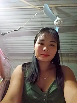 Squirrel-Pear's cam snapshot