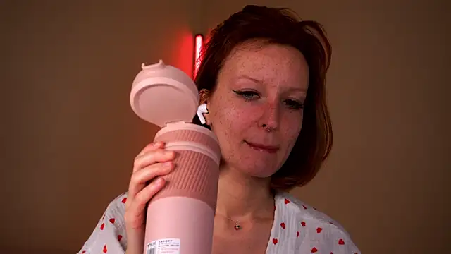 Liuba_Fox's cam snapshot