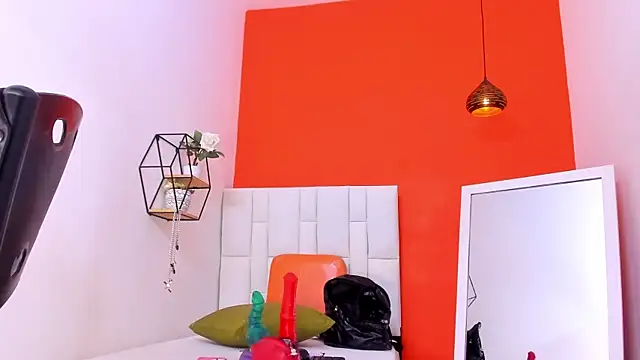 Roxan-hot69's cam snapshot