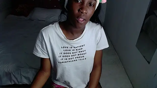 emyfuckhard's cam snapshot