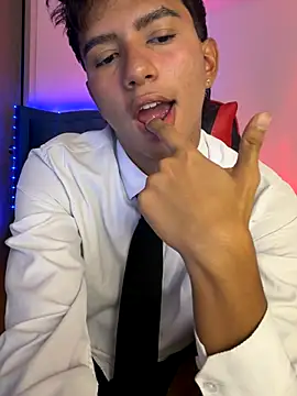 Leonarrrd_01's cam snapshot