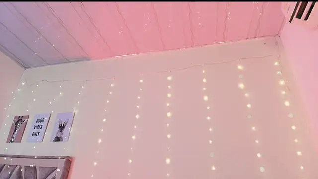 sweety_mariann1's cam snapshot