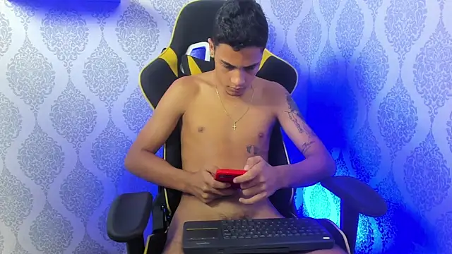 The_big_twink_x's cam snapshot