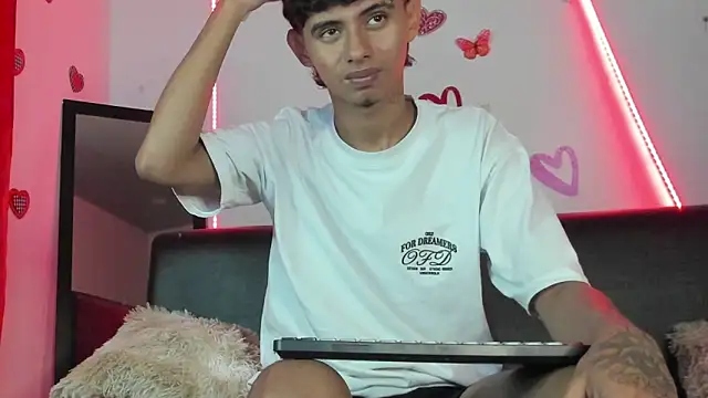 Jacob_twink_Ec's cam snapshot