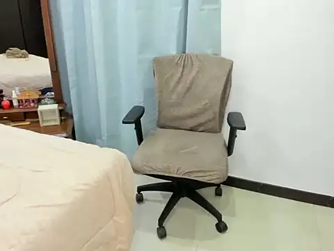 MonicaGarcia_'s cam snapshot