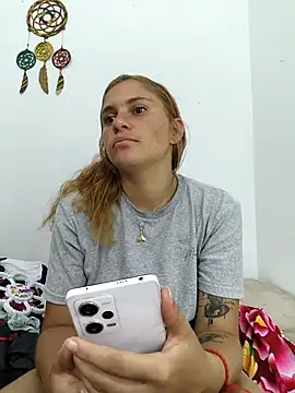 Scarlett-Leh's cam snapshot