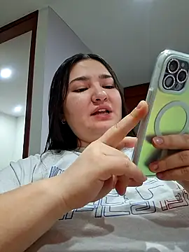 saritaa_8's cam snapshot