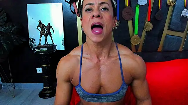 Khloe_Rossich live sex cam