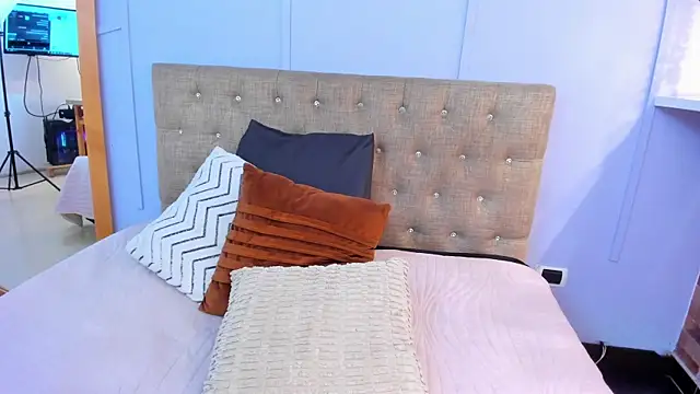 maiterivas's cam snapshot