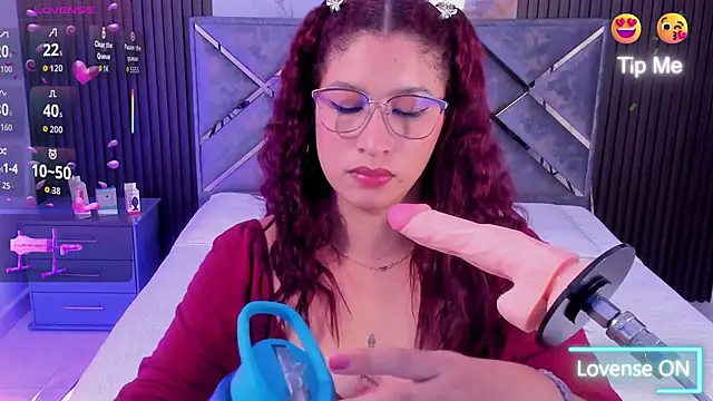 Liiagoddess's cam snapshot