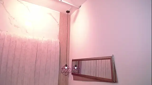 KathyAiden's cam snapshot