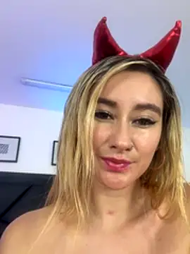 MaryDeniro's cam snapshot